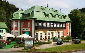 Hotel Hořec  3*